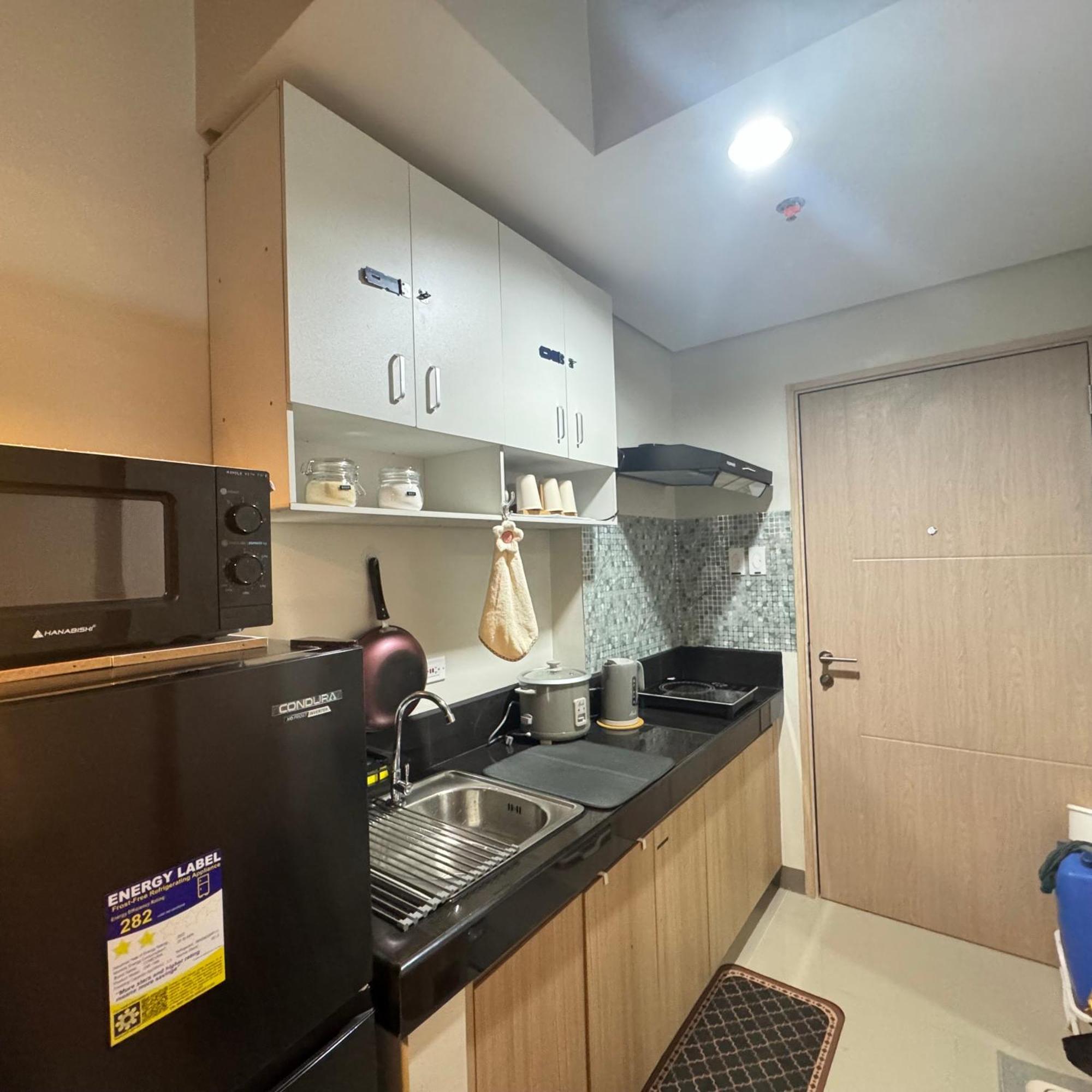 The J-Ma Ultiescape Charm Residences Condo Cainta Dış mekan fotoğraf